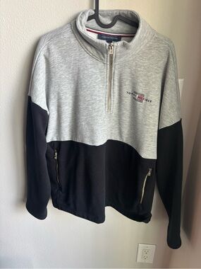 Tommy Hilfiger women’s Gray and Black Colorblock Quarter-Zip Sweater